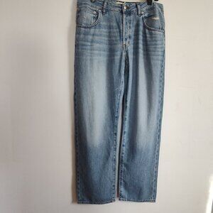 Madewell Curvy Dean Straight-Leg Jean